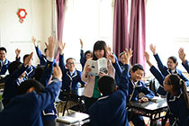 免费看男人肏美女君谊中学“新初中”